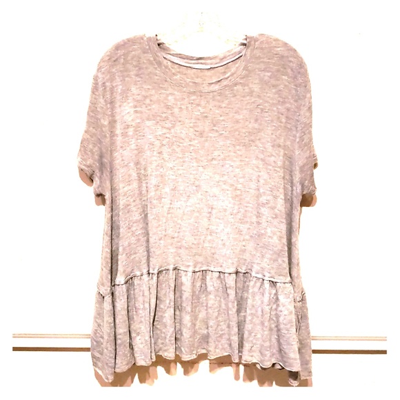 Anthropologie Tops - Soft gray raw hem peplum frill top sz XL